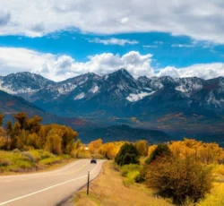 Autumn,drive,in,colorado's,san,juan,mountains